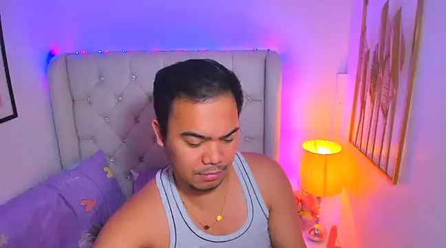 Snapshot of AsianZero chatting on 02-19-25, 07:59 AsianZero online show from 02-19-25, 07:59