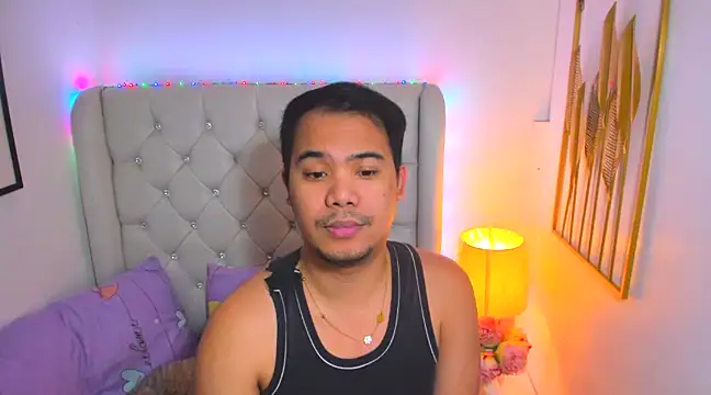 Snapshot of AsianZero chatting on 02-20-25, 05:07 AsianZero online show from 02-20-25, 05:07