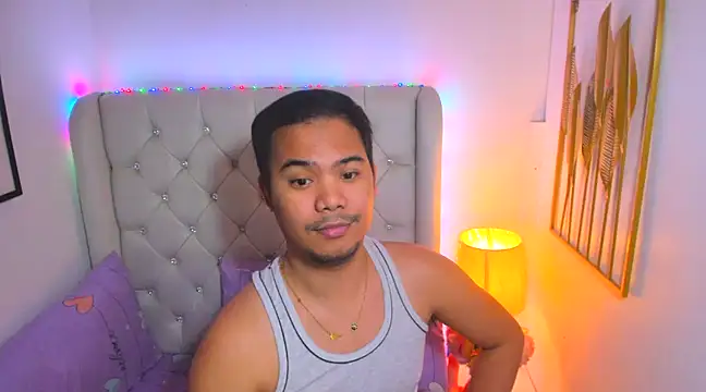 Snapshot of AsianZero chatting on 02-20-25, 08:14 AsianZero online show from 02-20-25, 08:14