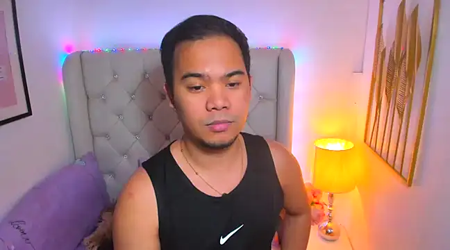 Snapshot of AsianZero chatting on 02-22-25, 08:53 AsianZero online show from 02-22-25, 08:53