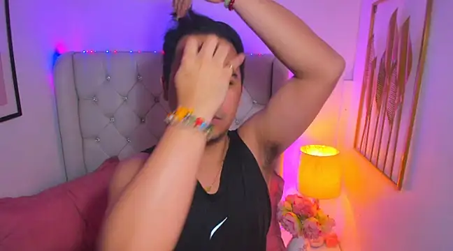 Snapshot of AsianZero chatting on 03-05-25, 08:00 AsianZero online show from 03-05-25, 08:00