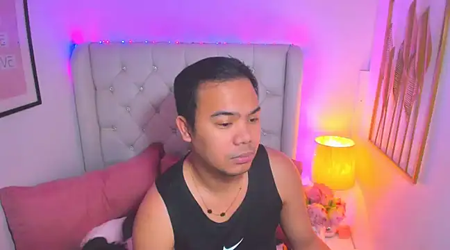 Snapshot of AsianZero chatting on 03-06-25, 08:08 AsianZero online show from 03-06-25, 08:08