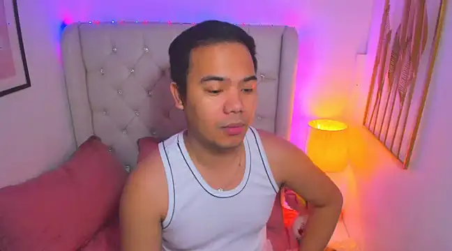 Snapshot of AsianZero chatting on 03-11-25, 07:37 AsianZero online show from 03-11-25, 07:37