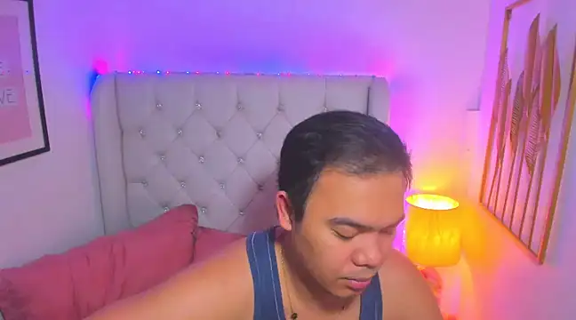 Snapshot of AsianZero chatting on 03-11-25, 05:13 AsianZero online show from 03-11-25, 05:13