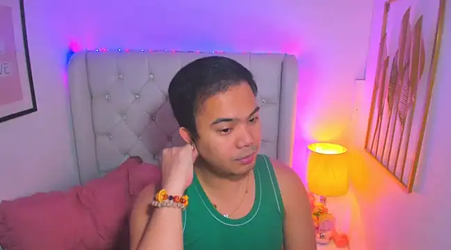 Snapshot of AsianZero chatting on 03-13-25, 05:28 AsianZero online show from 03-13-25, 05:28