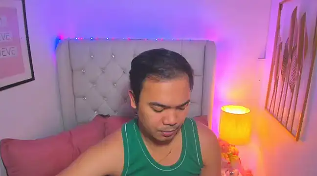 Snapshot of AsianZero chatting on 03-14-25, 05:35 AsianZero online show from 03-14-25, 05:35