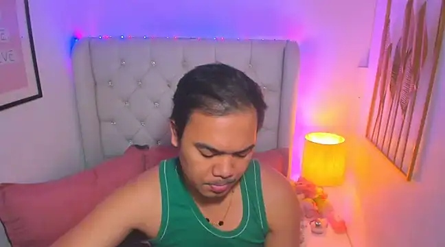 Snapshot of AsianZero chatting on 03-14-25, 08:38 AsianZero online show from 03-14-25, 08:38