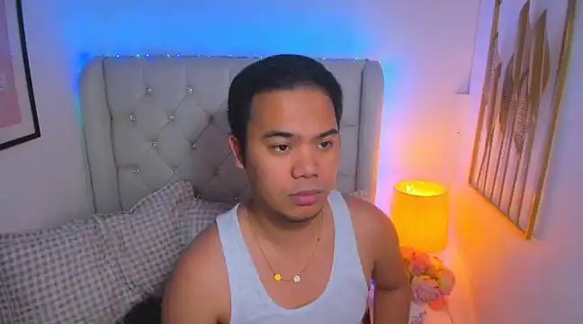 Snapshot of AsianZero chatting on 03-15-25, 06:10 AsianZero online show from 03-15-25, 06:10