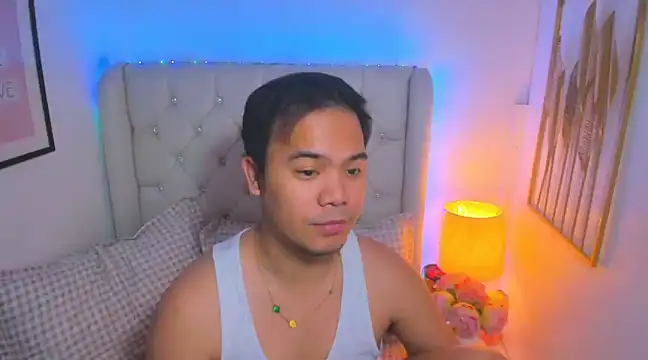 Snapshot of AsianZero chatting on 03-15-25, 09:16 AsianZero online show from 03-15-25, 09:16