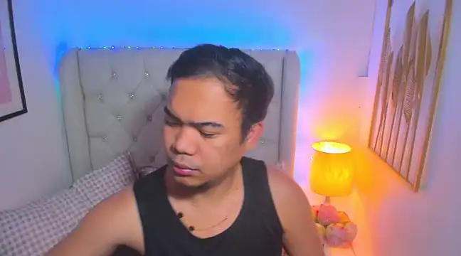 Snapshot of AsianZero chatting on 03-17-25, 05:23 AsianZero online show from 03-17-25, 05:23