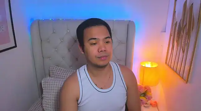 Snapshot of AsianZero chatting on 03-21-25, 05:02 AsianZero online show from 03-21-25, 05:02