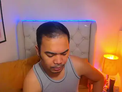 Snapshot of AsianZero chatting on 03-10-26, 06:40 AsianZero online show from 03-10-26, 06:40