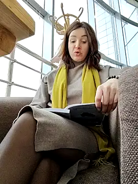 EvaXOAir online show from 03-23-26, 04:05