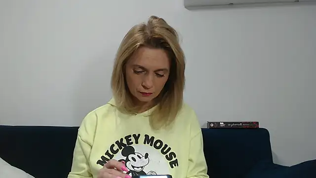 MysticCreature online show from 02-06-26, 04:06