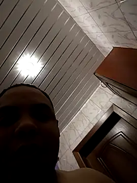 Snapshot of Mulatop chatting on 01-16-25, 11:37 Mulatop online show from 01-16-25, 11:37