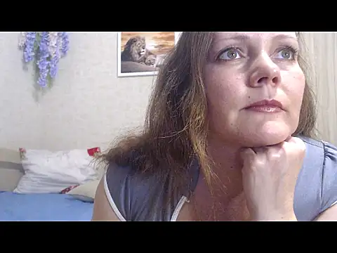 SheLion online show from 10-09-25, 03:54