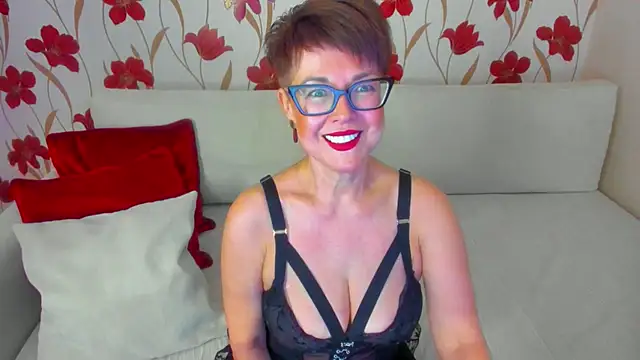 JennAlison online show from 12-18-24, 12:51