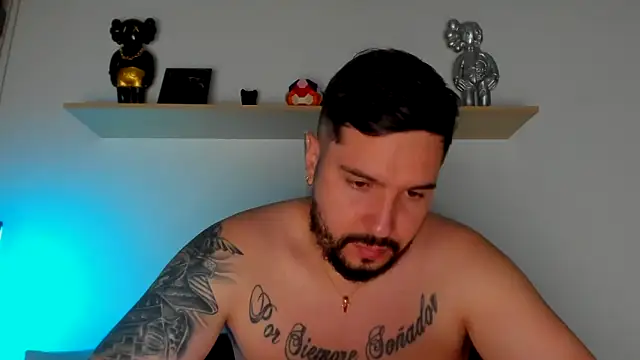 camilo restrepo21 online show from 02-24-25, 11:52