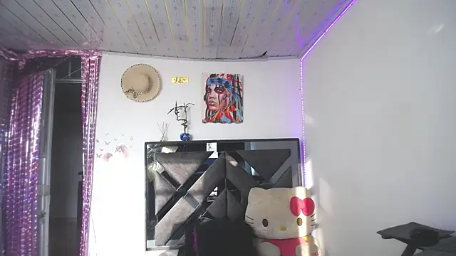 Salo hot04 online show from 03-22-25, 09:53