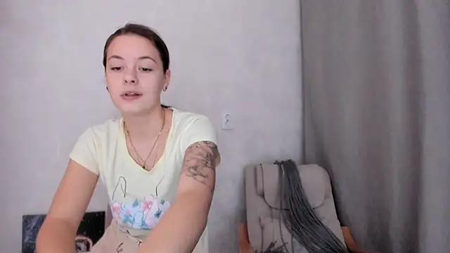 why again me online show from 02-08-25, 06:01