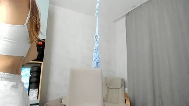 why again me online show from 10-06-25, 05:54