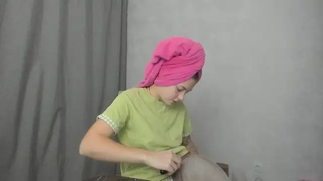 why again me online show from 03-03-26, 07:42