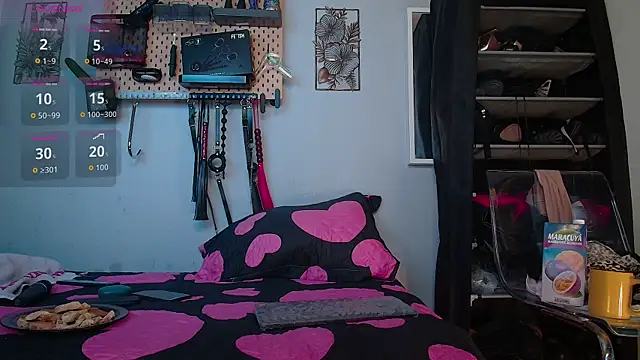 barbarah  online show from 09-15-25, 08:14