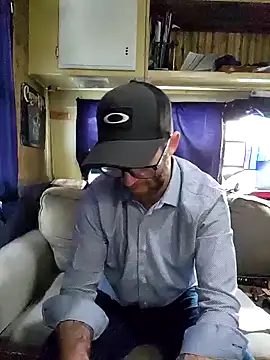 Snapshot of Cooking_Cristal chatting on 01-03-25, 04:48 Cooking Cristal online show from 01-03-25, 04:48