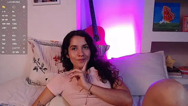 lailypink online show from 04-27-26, 04:43