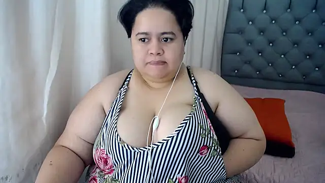 Snapshot of hotlesby4uxxx chatting on 12-10-24, 10:47 hotlesby4uxxx online show from 12-10-24, 10:47