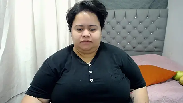 Snapshot of hotlesby4uxxx chatting on 12-18-24, 12:40 hotlesby4uxxx online show from 12-18-24, 12:40