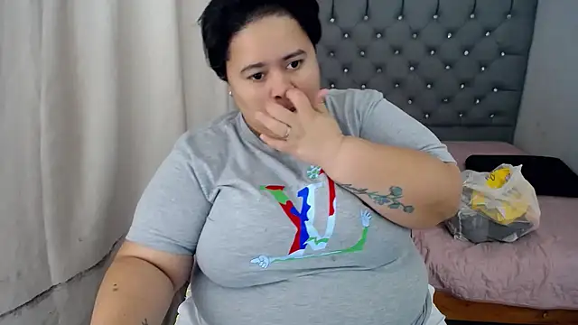 Snapshot of hotlesby4uxxx chatting on 12-27-24, 01:50 hotlesby4uxxx online show from 12-27-24, 01:50