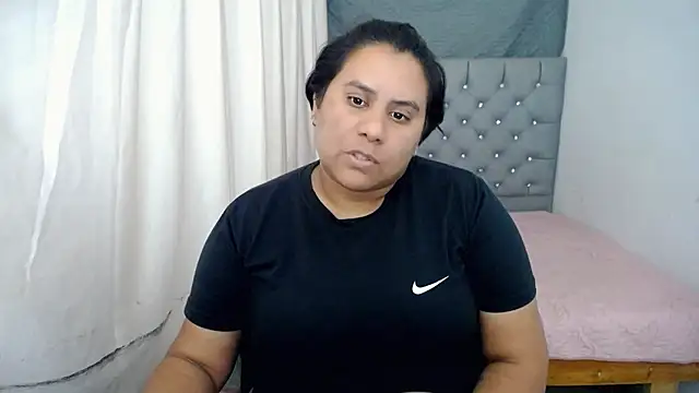 Snapshot of hotlesby4uxxx chatting on 12-30-24, 08:04 hotlesby4uxxx online show from 12-30-24, 08:04