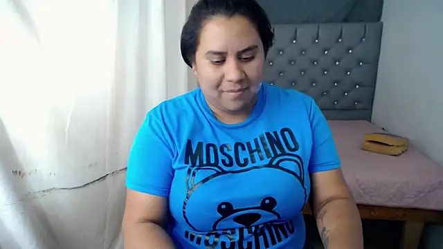 Snapshot of hotlesby4uxxx chatting on 01-08-25, 08:39 hotlesby4uxxx online show from 01-08-25, 08:39