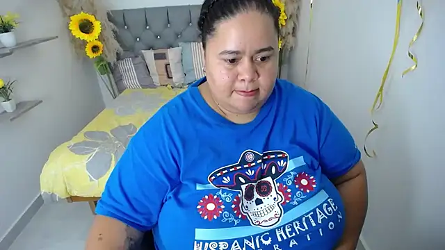 Snapshot of hotlesby4uxxx chatting on 10-04-25, 11:08 hotlesby4uxxx online show from 10-04-25, 11:08