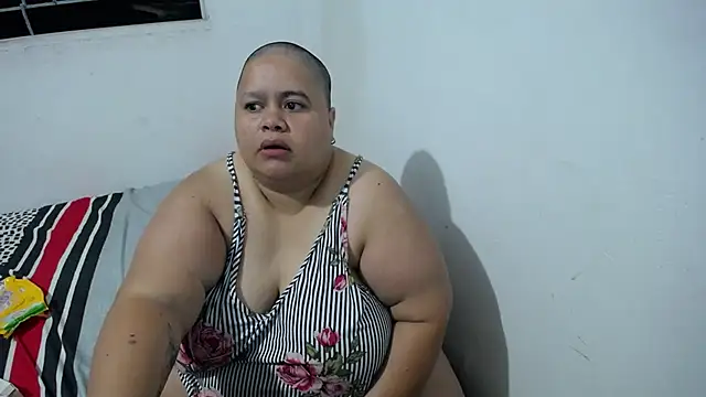 Snapshot of hotlesby4uxxx chatting on 01-09-26, 11:17 hotlesby4uxxx online show from 01-09-26, 11:17