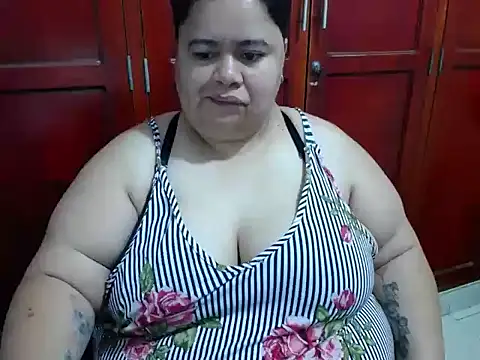 Snapshot of hotlesby4uxxx chatting on 07-16-26, 01:50 hotlesby4uxxx online show from 07-16-26, 01:50