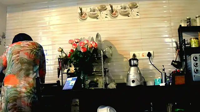 Snapshot of Fun4tipz chatting on 11-15-25, 07:05 Fun4tipz online show from 11-15-25, 07:05