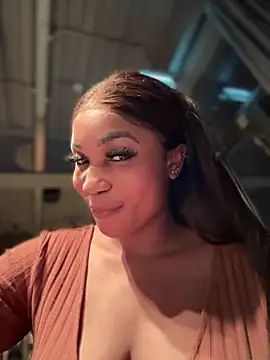   Nessa   online show from 01-17-25, 06:02