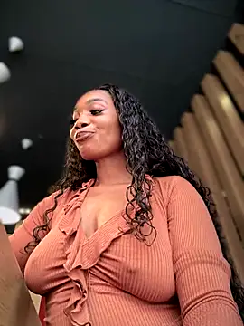   Nessa   online show from 09-12-25, 11:32