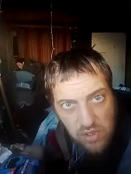 Snapshot of N8daMac chatting on 01-18-25, 11:33 N8daMac online show from 01-18-25, 11:33