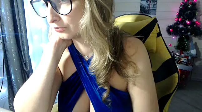 Snapshot of RubiLakros chatting on 01-15-25, 08:05 RubiLakros online show from 01-15-25, 08:05