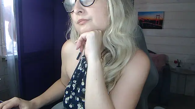 RubiLakros online show from 08-02-26, 11:52