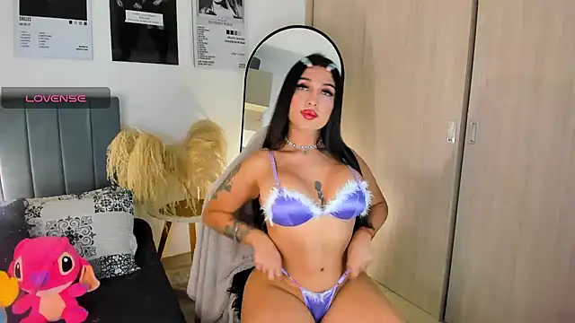 hollyprincess 2 online show from 05-27-26, 12:51