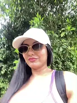 Snapshot of AshleyJhonson chatting on 11-09-25, 07:23 AshleyJhonson online show from 11-09-25, 07:23