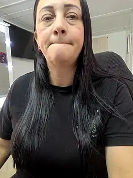 Snapshot of Ameliarizo chatting on 10-07-25, 10:18 Ameliarizo online show from 10-07-25, 10:18