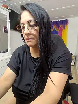 Snapshot of Ameliarizo chatting on 02-21-26, 03:40 Ameliarizo online show from 02-21-26, 03:40