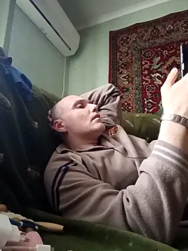 Sam Colt online show from 04-28-26, 03:28