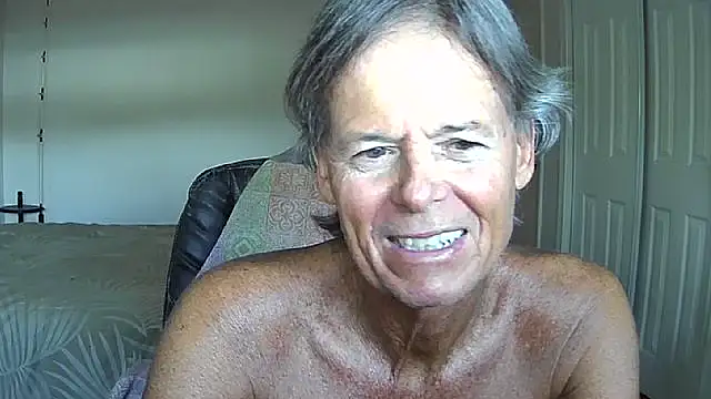 nakeedcowboi65 online show from 05-11-26, 12:22