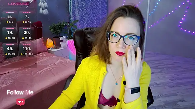 AngelaWhiti online show from 02-12-25, 03:49